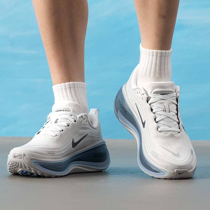 Nike Men's Shoes Original Ligh - огляд і ціна Lightweight Road Running Shoes
